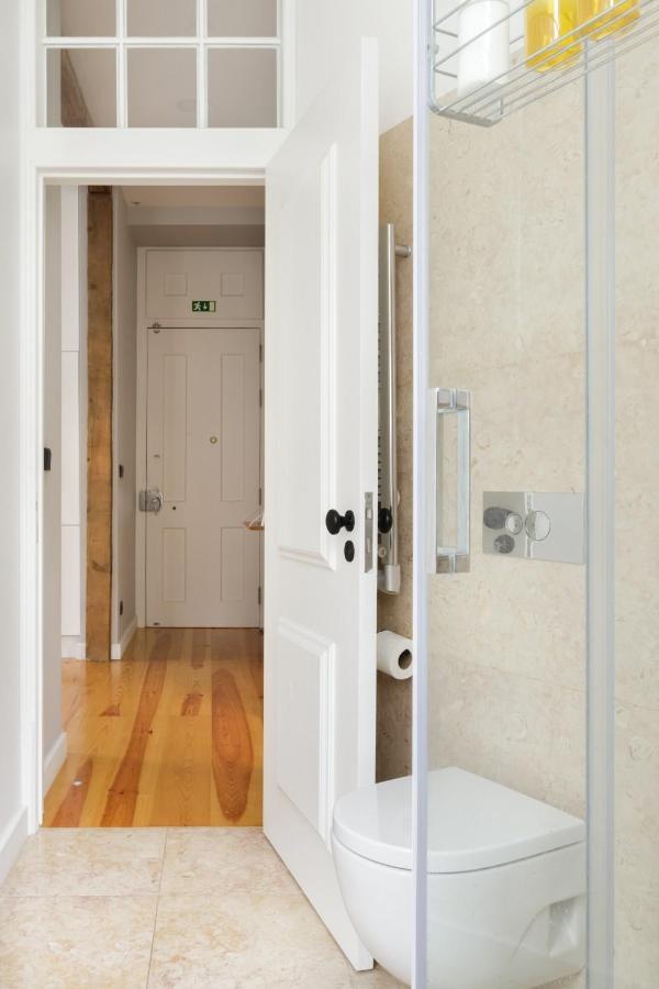 Lejlighed Update Urban Chic Flat In 19th Century Building 2 Bedrooms & 2 Bathrooms & Ac Alfama District