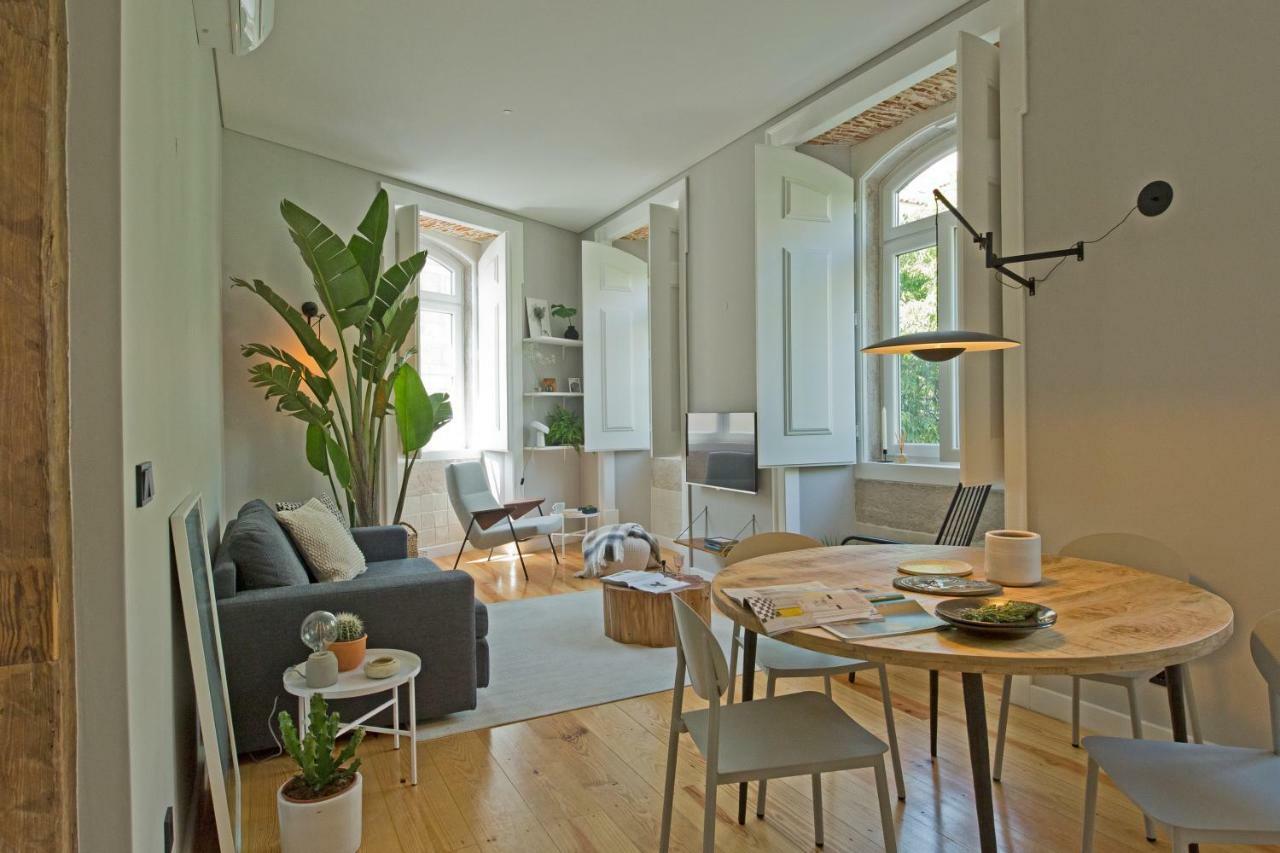 Lejlighed Update Urban Chic Flat In 19th Century Building 2 Bedrooms & 2 Bathrooms & Ac Alfama District *
